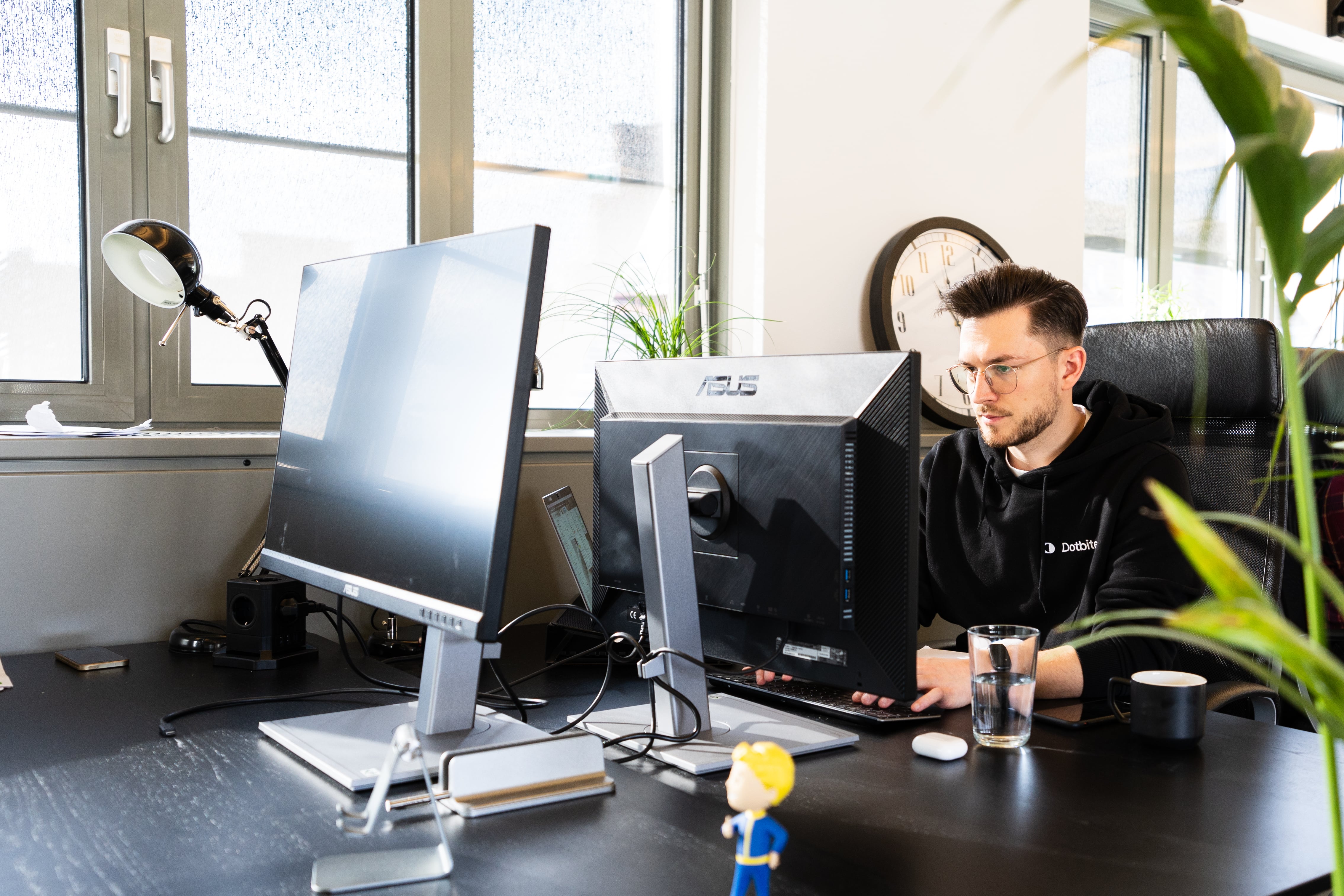 Sales Manager typing an Email Sales Manager typing an Email