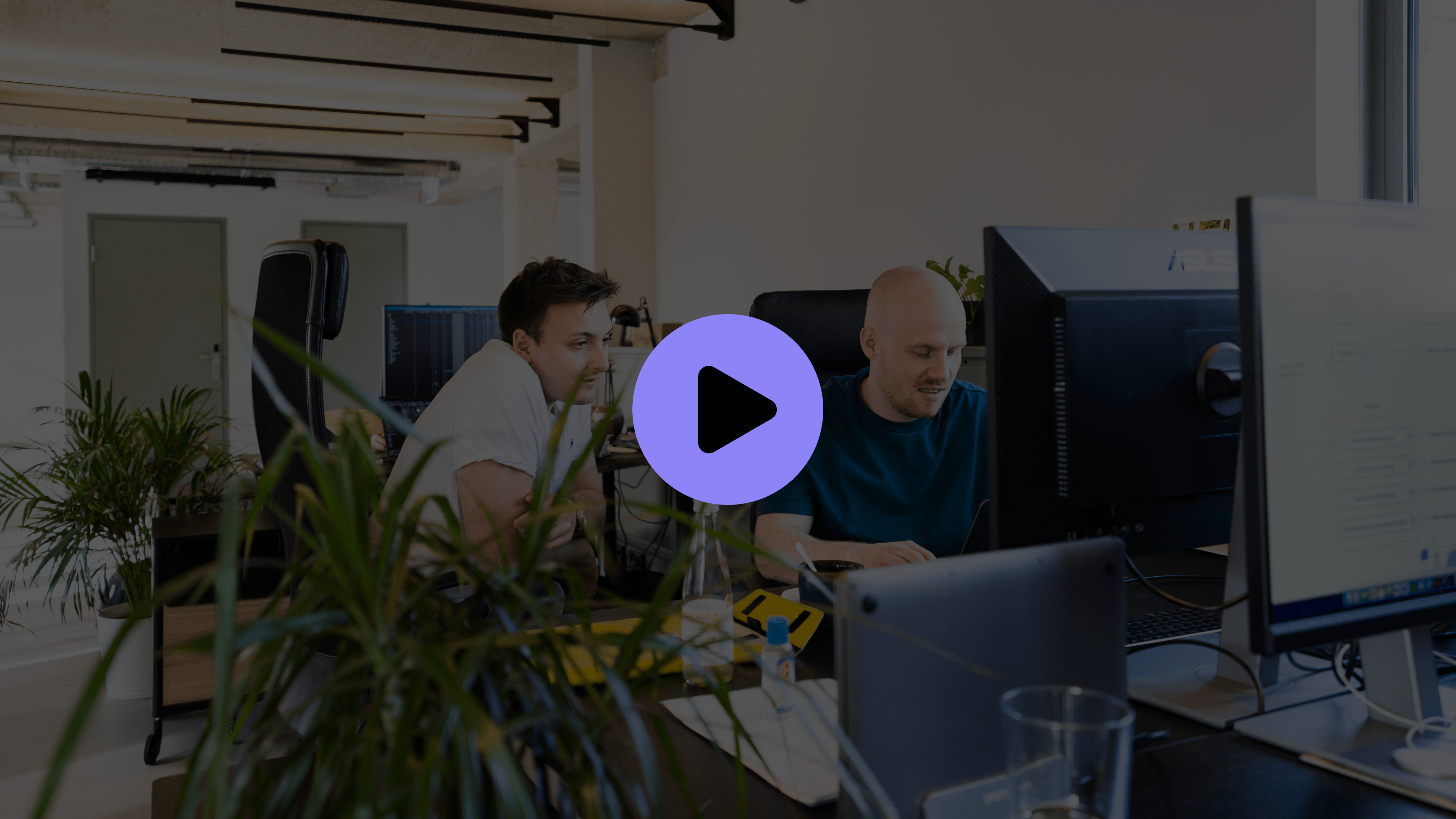Default picture of video player